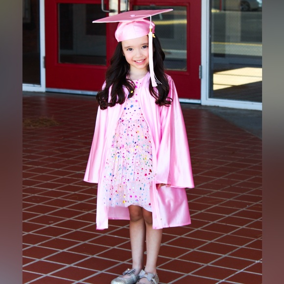 Kids cap, gown, & tassel - Picture 3 of 4